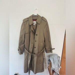 Longdon Fog Mens Trenchcoat Size Medium/Large